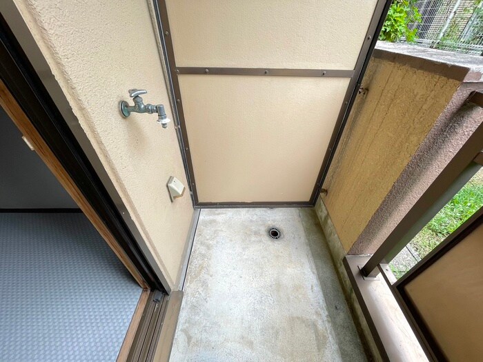 物件内観写真17　(洗濯機置場)