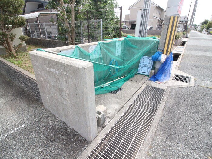 物件外観写真6　(建物設備)