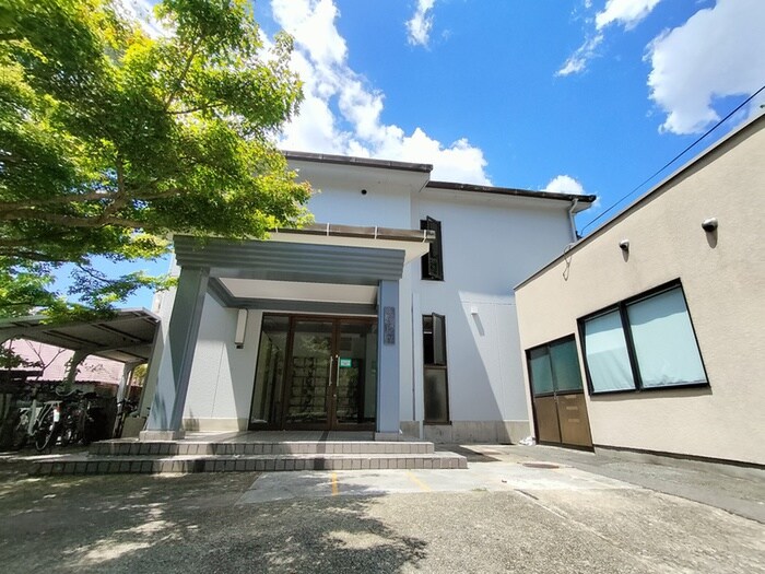 物件外観写真4　(駐車場)