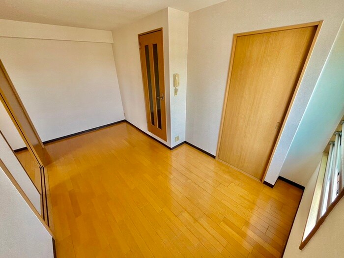 物件内観写真12　(居室)