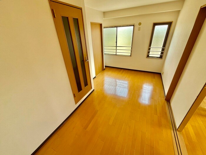 物件内観写真13　(居室)