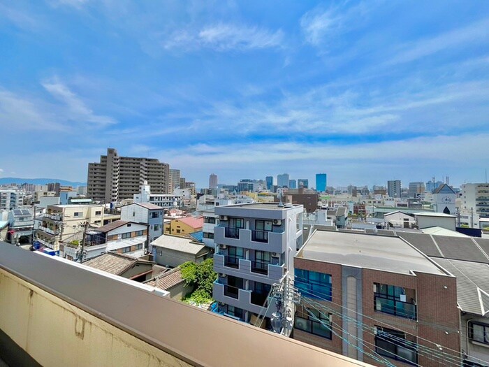 物件内観写真20　(室内からの展望)