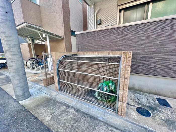 物件外観写真6　(建物設備)