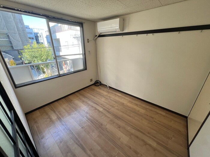 物件内観写真18　(居室)