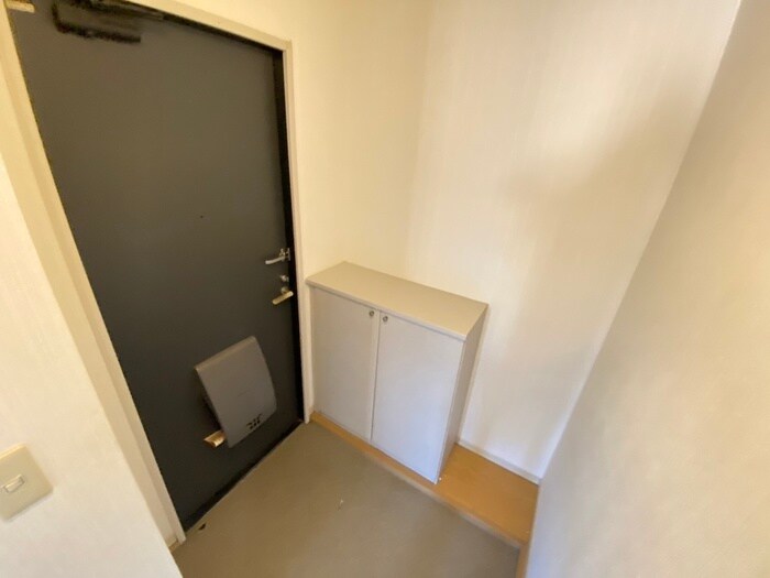 物件内観写真14　(玄関)