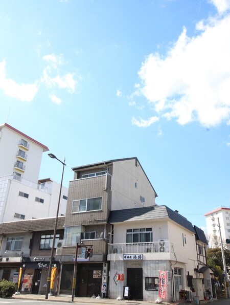 ヤマキビル外観写真