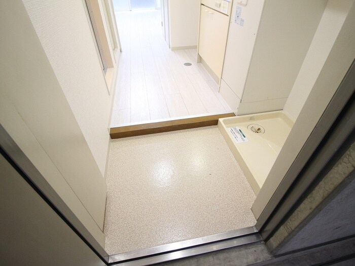 物件内観写真19　(玄関)