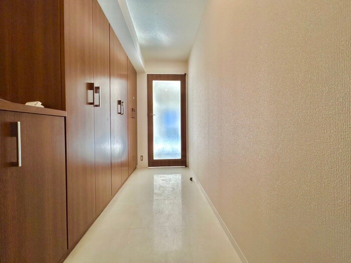 物件内観写真20　(廊下)