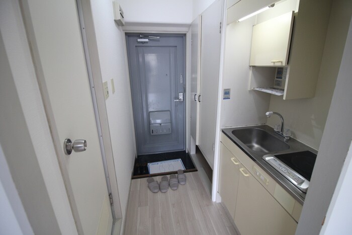 物件内観写真15　(廊下)