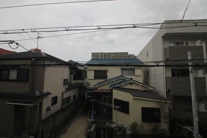 物件内観写真17　(室内からの展望)