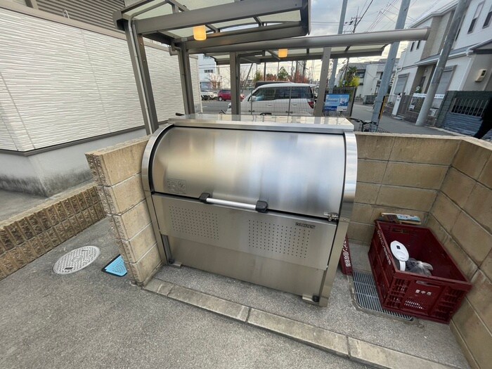 物件外観写真6　(建物設備)