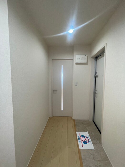 物件内観写真17　(廊下)