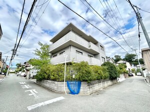 ローズハイツ外観写真