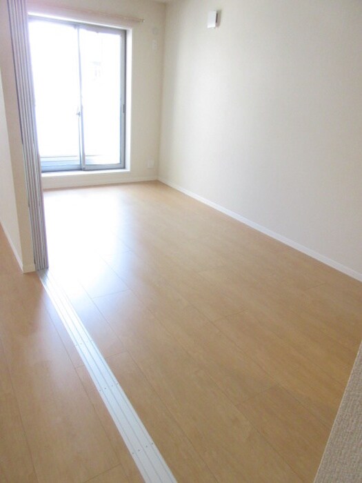 物件内観写真13　(居室)