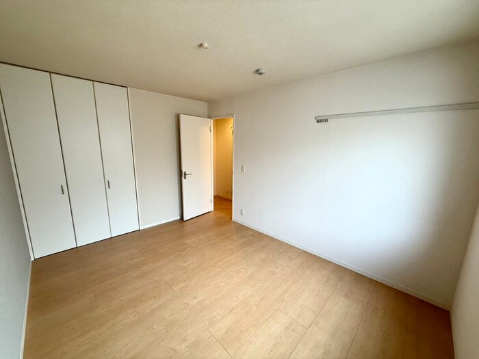 物件内観写真18　(居室)