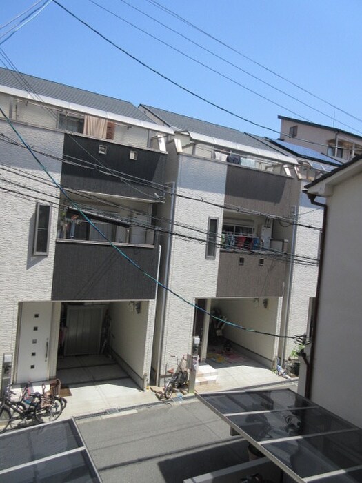 物件内観写真22　(室内からの展望)