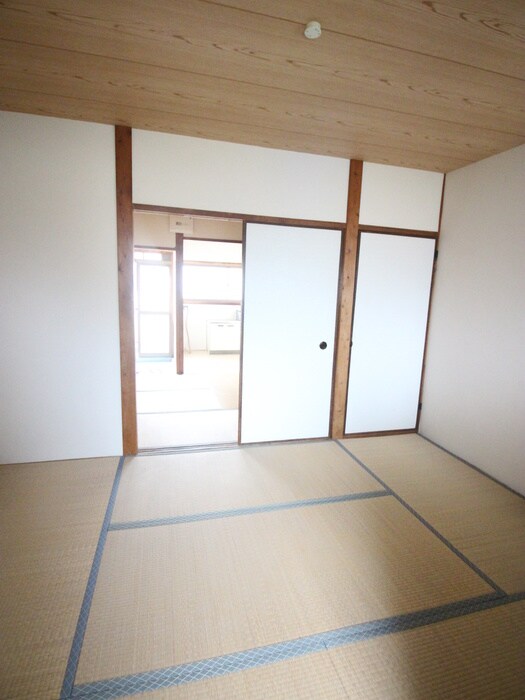 物件内観写真8　(居室)