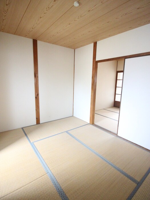 物件内観写真9　(居室)