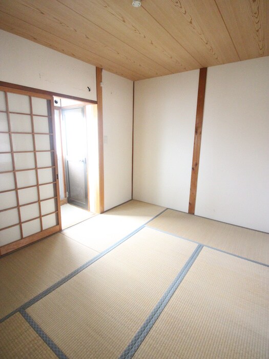 物件内観写真10　(居室)