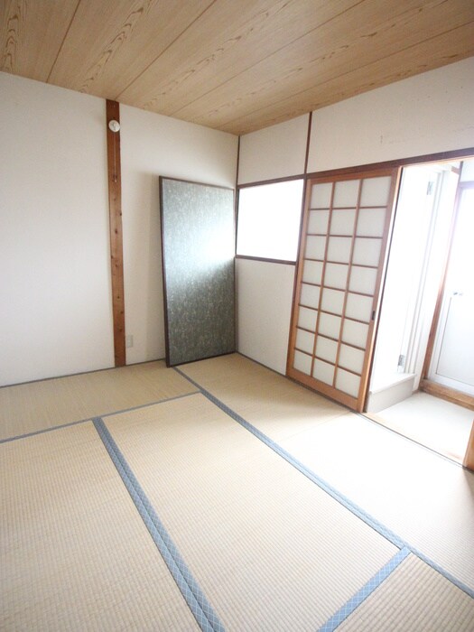 物件内観写真11　(居室)