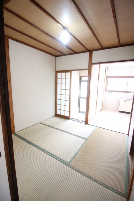 物件内観写真12　(居室)