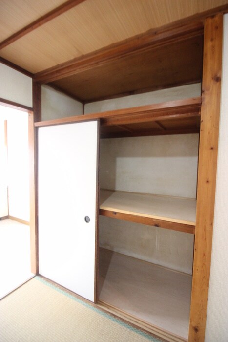 物件内観写真16　(収納)