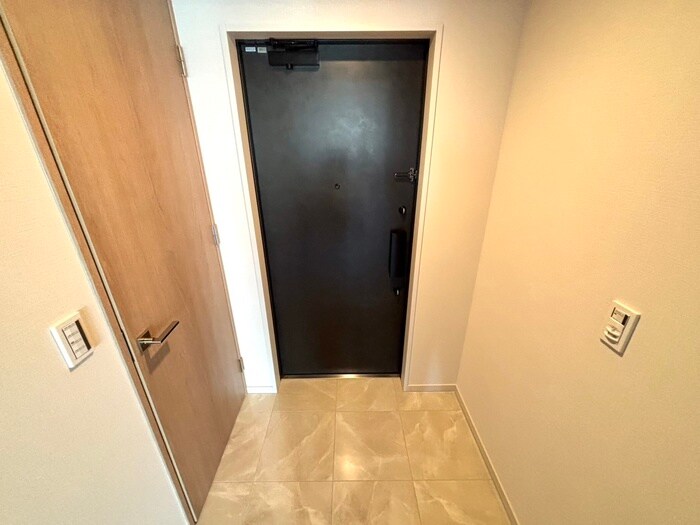 物件内観写真20　(玄関)