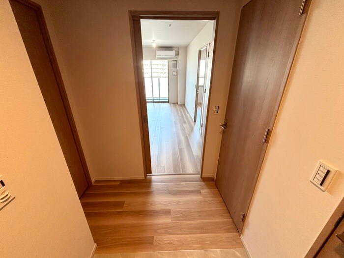 物件内観写真22　(廊下)