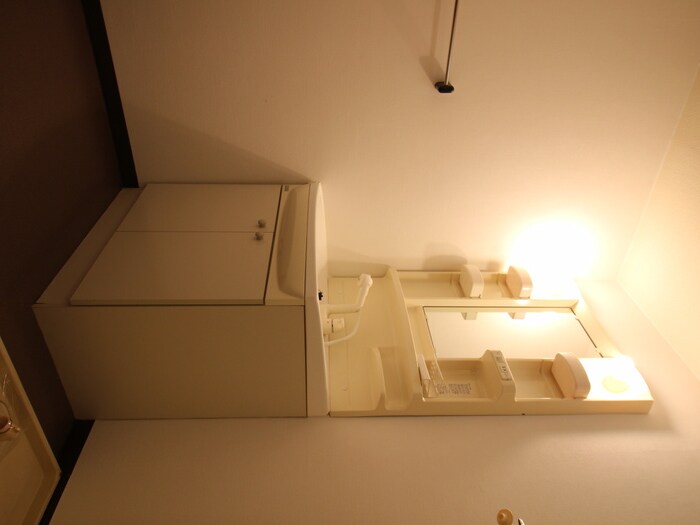 物件内観写真9　(洗面)