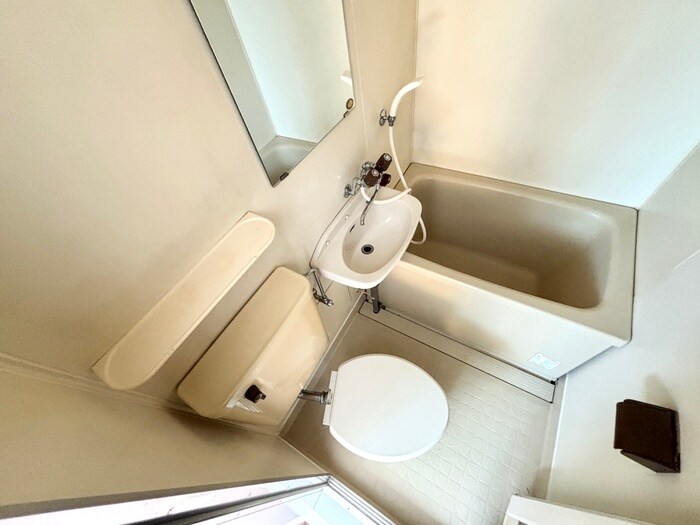 物件内観写真12　(トイレ)