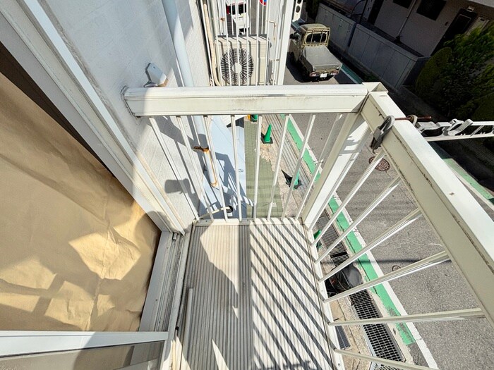 物件内観写真15　(洗濯機置場)