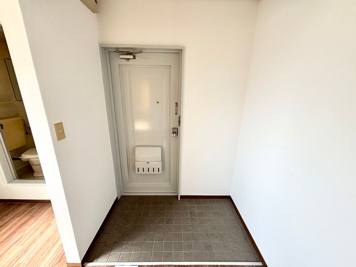 物件内観写真20　(玄関)
