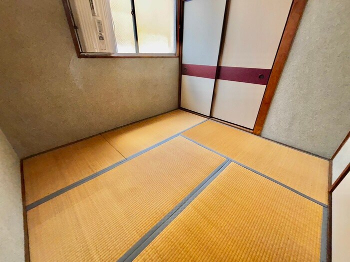 物件内観写真9　(居室)