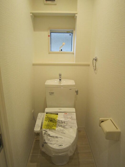 物件内観写真9　(トイレ)