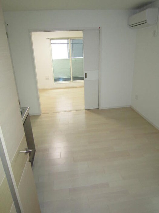 物件内観写真14　(居室)