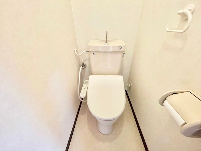 物件内観写真11　(トイレ)