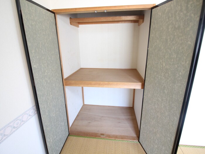 物件内観写真11　(収納)
