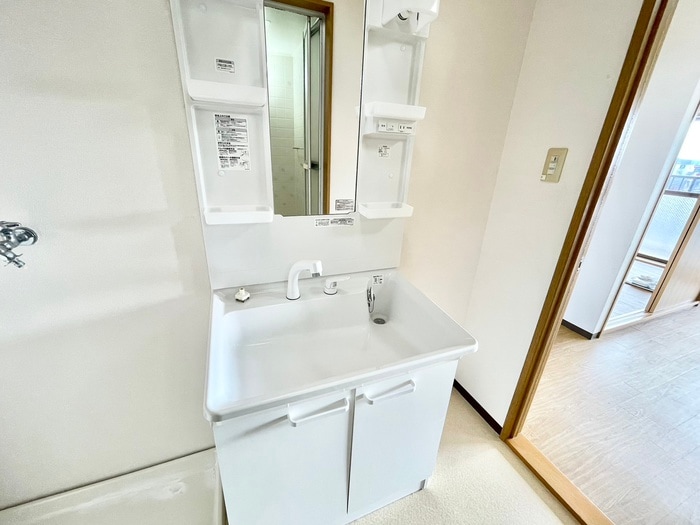 物件内観写真12　(洗面)