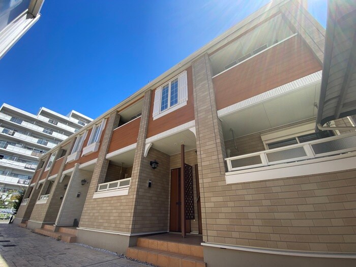 物件外観写真1　(外観写真)