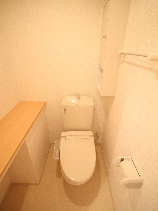 物件内観写真13　(トイレ)