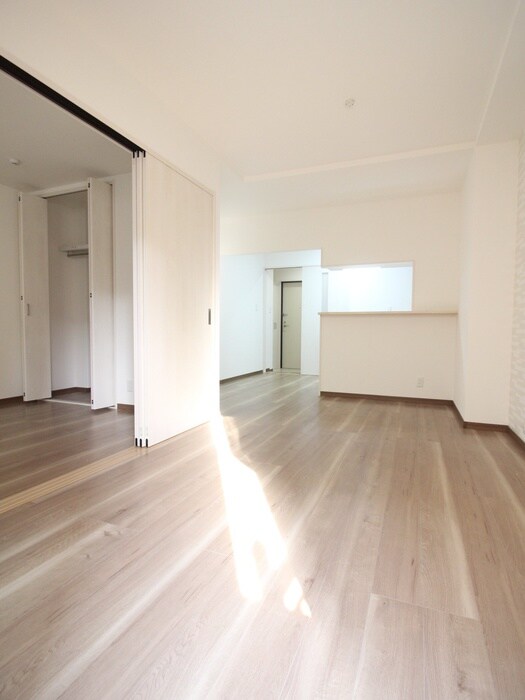 物件内観写真12　(居室)