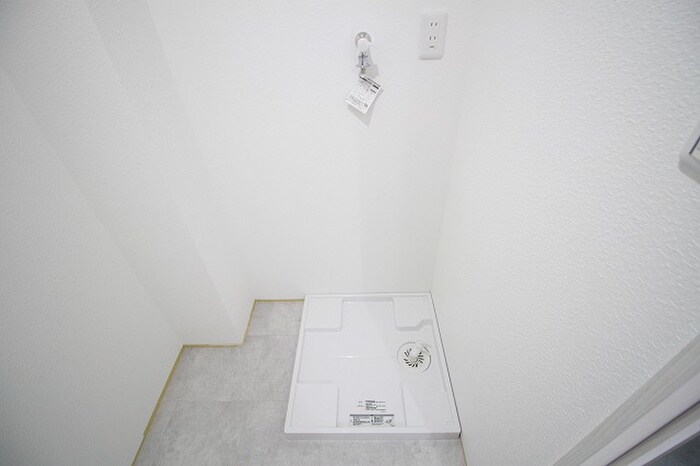 物件内観写真20　(洗濯機置場)