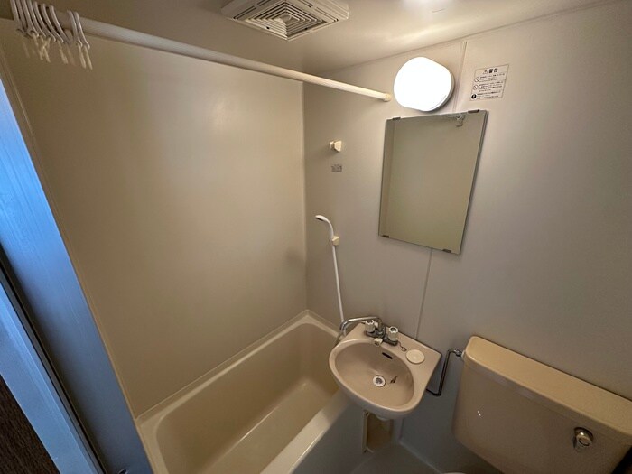 物件内観写真8　(バス／シャワールーム等)