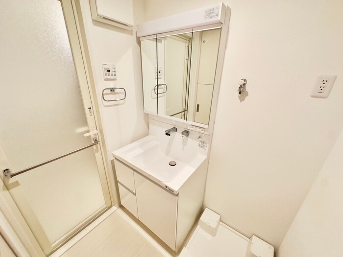 物件内観写真10　(洗面)