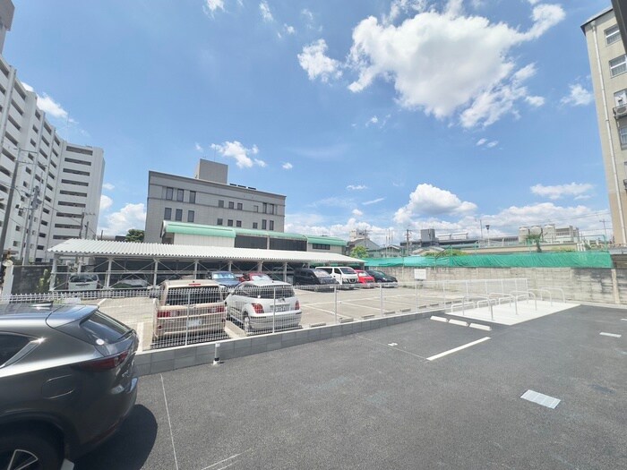 物件内観写真16　(室内からの展望)