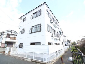 第三中村マンション外観写真