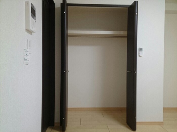 物件内観写真16　(収納)