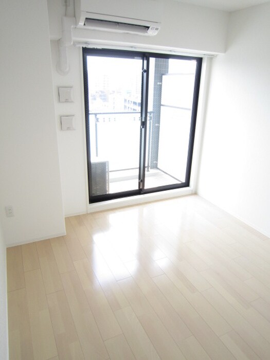 物件内観写真5　(居室)