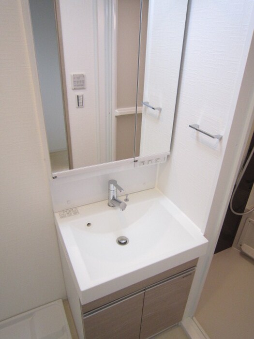 物件内観写真11　(洗面)