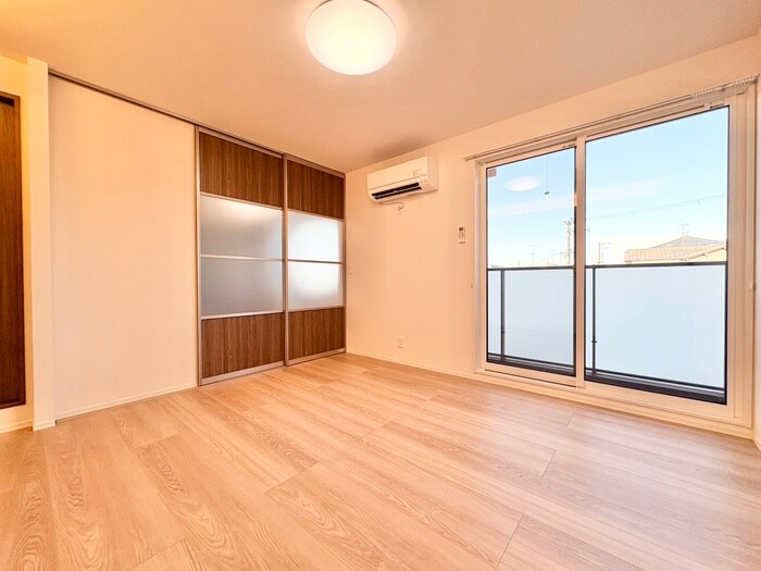 物件内観写真8　(居室)